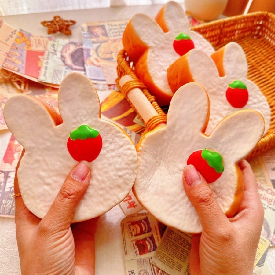 1pc Latest Realistic Squishy B - Gaming Accessories Toys ulasan dan harga